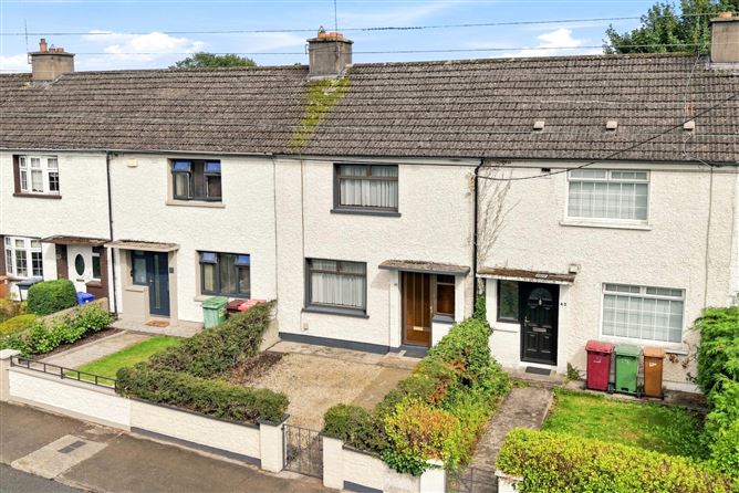 Photo 1 of 27 — 44 Heywood Road, Clonmel, Co. Tipperary