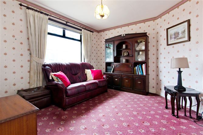 Photo 3 of 12 — 299 Errigal Road, Drimnagh, Dublin 12