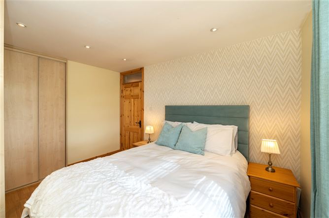 26 Saint Michaels Lawn, Mahon, Cork