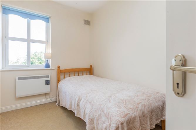 16 Tinteskin Close, Kilmuckridge, Co. Wexford
