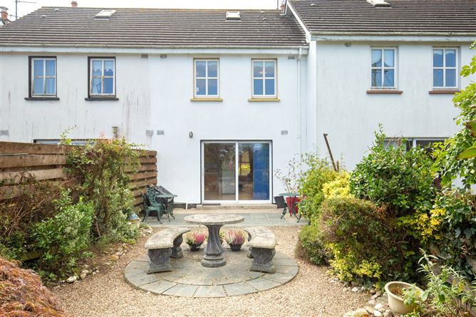 16 Tinteskin Close, Kilmuckridge, Co. Wexford