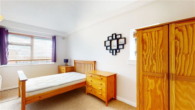 98 College View, Ballymun, Dublin 9