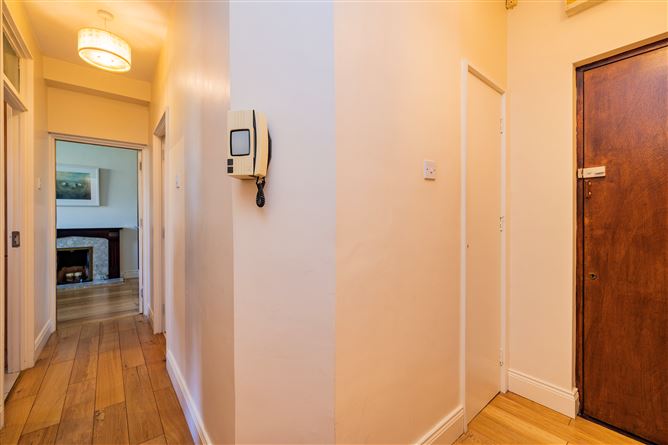 4 Woodleigh Ash, Highfield Road, Rathgar, Dublin 6