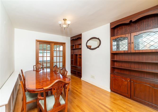 27 Avondale Park, Ballintemple, Cork