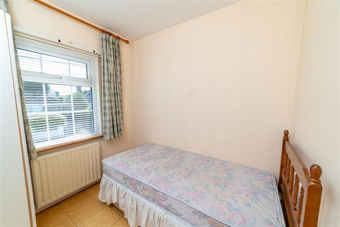 27 Avondale Park, Ballintemple, Cork