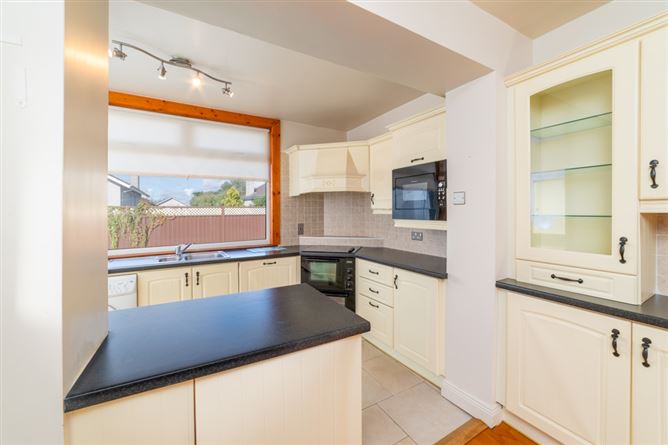 27 Avondale Park, Ballintemple, Cork