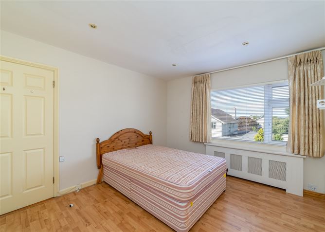 27 Avondale Park, Ballintemple, Cork