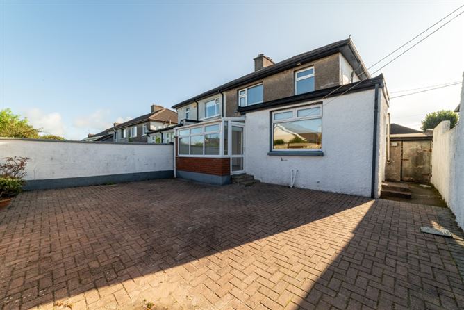 27 Avondale Park, Ballintemple, Cork
