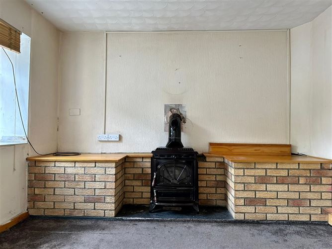 5 Cottage Row, Taghmon, Wexford