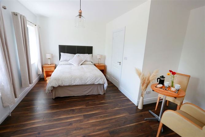 Luxury Spiddal Villa,