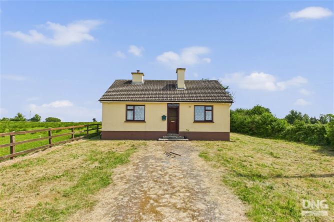Residence On C. 4.40 Acres (In Lots), Moher, Ballyleague, County Roscommon