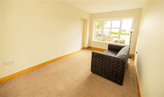 Photo 12 of 27 — 13 Ardilaun Green, Mullingar, Westmeath