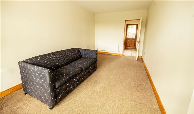 Photo 14 of 27 — 13 Ardilaun Green, Mullingar, Westmeath