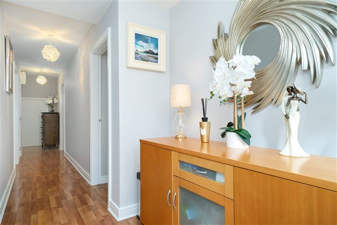 11 Rosse Court Terrace, Lucan, Co. Dublin
