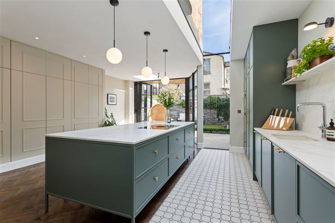 25 Castlewood Park, Rathmines, Dublin 6