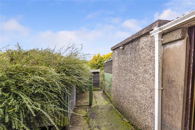 15 St Phelims Place, Cavan