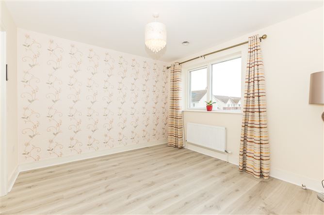 1 Diswellstown Avenue, Castleknock, Dublin 15