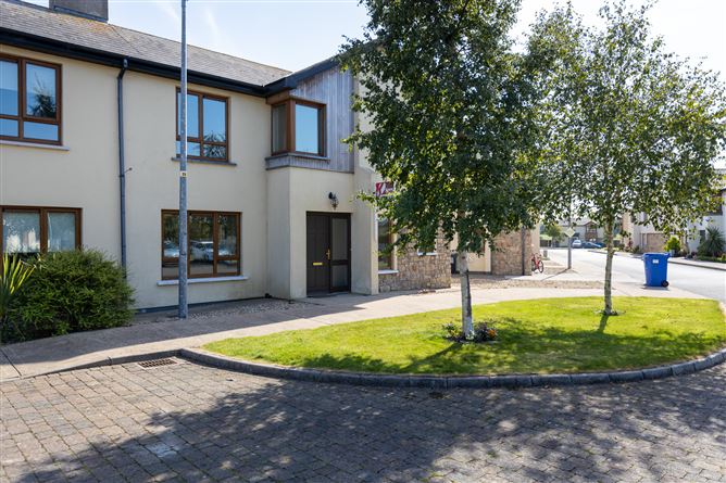 No. 21 Elderwood, Castlebridge, Wexford