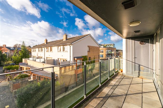 52 Merton Hall, Mount Saint Annes, Milltown, Dublin 6