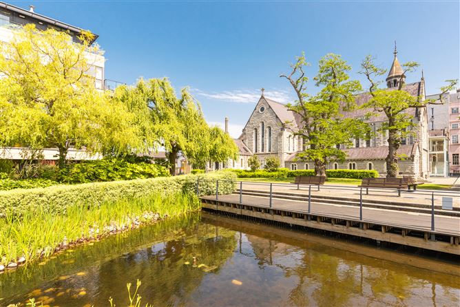 52 Merton Hall, Mount Saint Annes, Milltown, Dublin 6