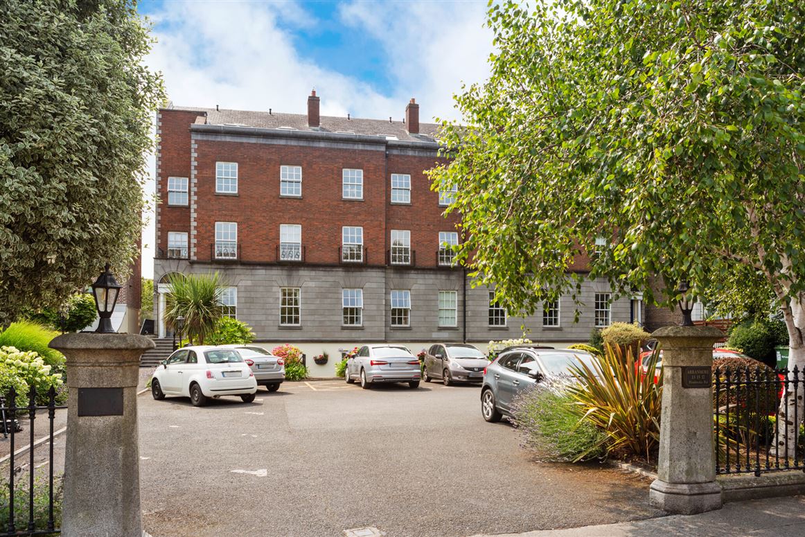 27 Arranmore, 13-17 Pembroke Road, Ballsbridge, Dublin 4