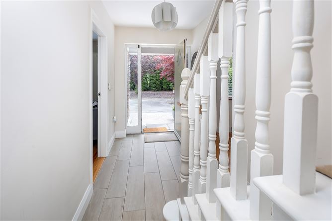 Santa Clara, 33 Árd Na Greine, Dark Road, Castleredmond, Midleton, Cork