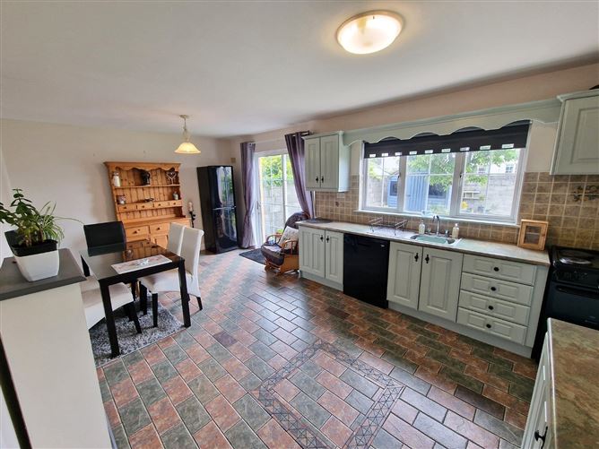 20 Carraig Dubh, Tobarteascain, Ennis, Co. Clare