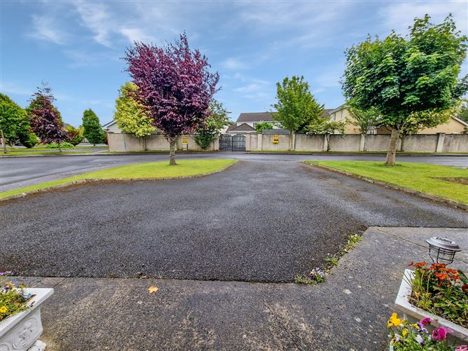 20 Carraig Dubh, Tobarteascain, Ennis, Co. Clare