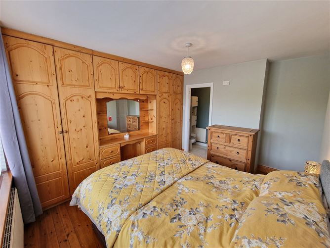 20 Carraig Dubh, Tobarteascain, Ennis, Co. Clare