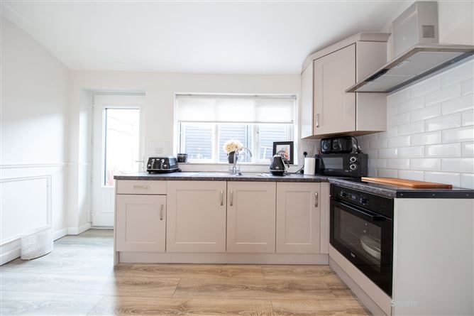 90 Walkinstown Drive, Walkinstown, Dublin