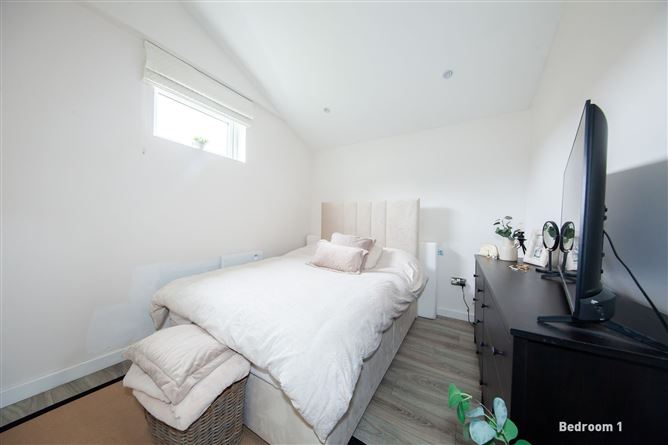 90 Walkinstown Drive, Walkinstown, Dublin