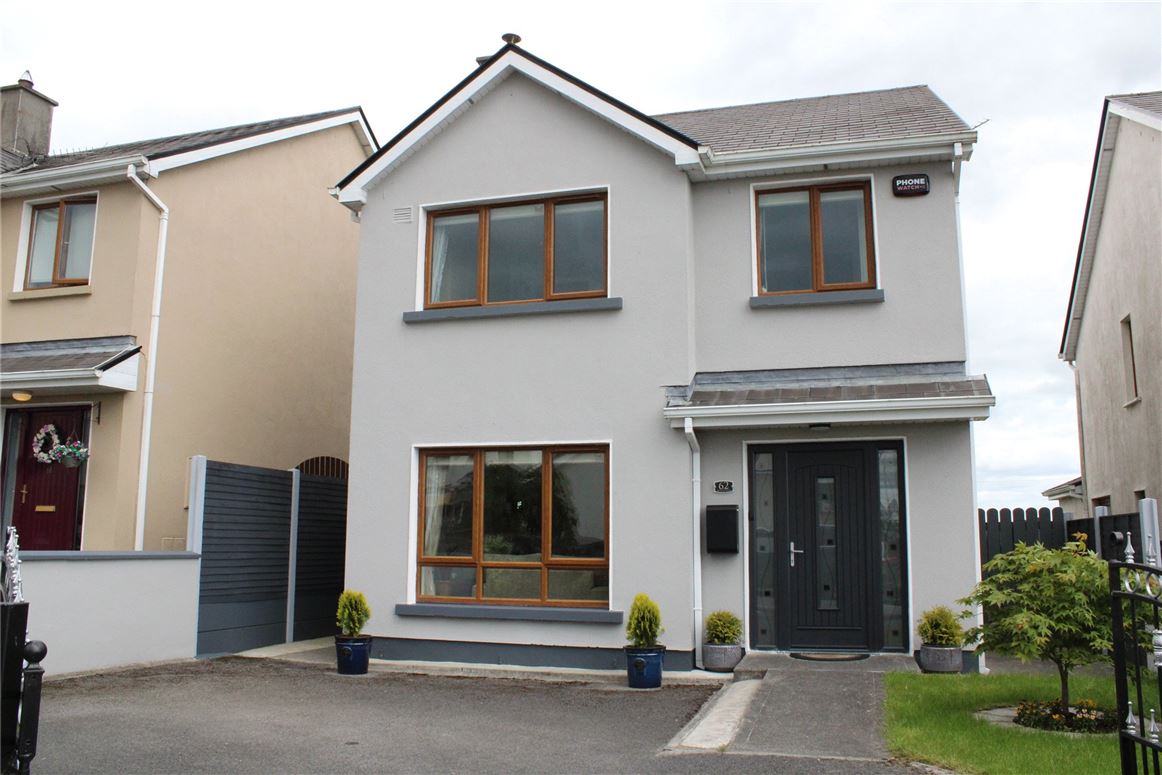 62 Heather Grove, Clara, Co. Offaly Sherry Fitzgerald Lewis Hamill