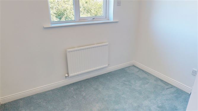 177 Roebuck Castle, Clonskeagh, Dublin 14.