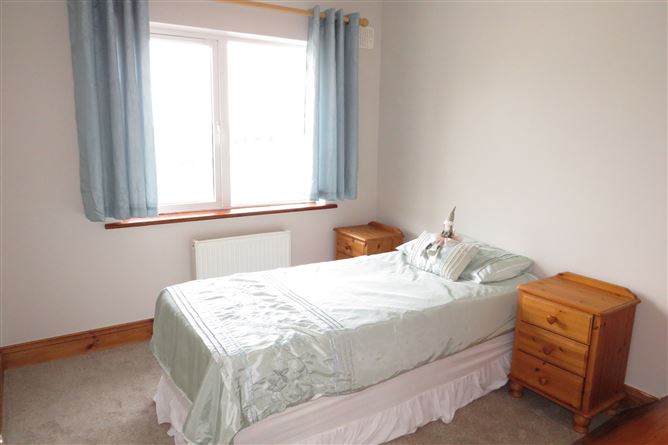 26 The Orchard, Clancy Terrace, Charleville, Co. Cork