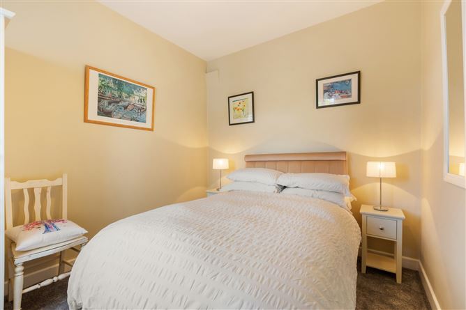 51 Wynberg Park, Blackrock, Co. Dublin