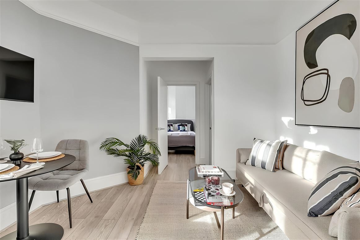 Kensington Jewel,London,Greater London,United Kingdom