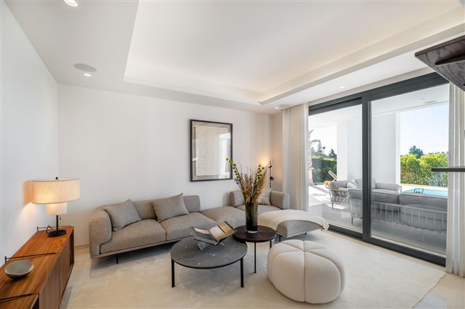 {name:Malaga, codeiso:MA}, Estepona, Estepona East, El Paraiso, Spain - COSTA-01182P