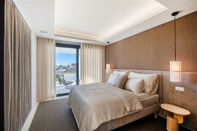 {name:Malaga, codeiso:MA}, Estepona, Estepona East, El Paraiso, Spain - COSTA-01182P