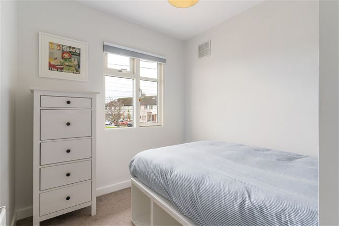 28 Seafield Road, Booterstown, Co. Dublin