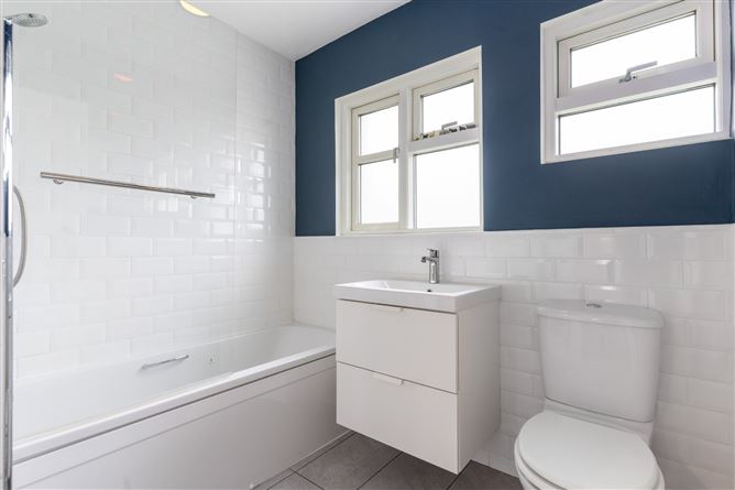 28 Seafield Road, Booterstown, Co. Dublin