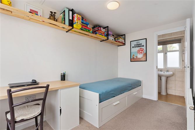 28 Seafield Road, Booterstown, Co. Dublin