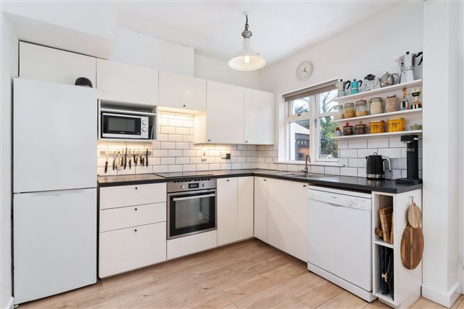 28 Seafield Road, Booterstown, Co. Dublin