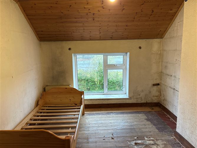 Photo 12 of 37 — Strasallagh, Glenties, Donegal