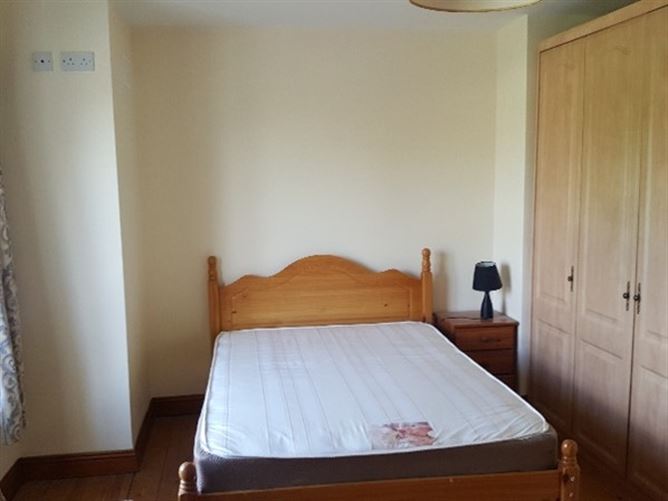 12 Beechwood Close , Bagenalstown, Carlow