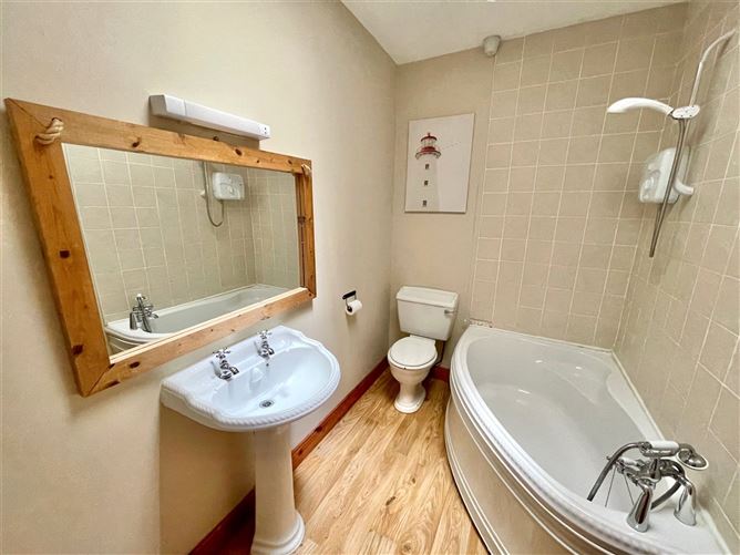 8 Killycard Manor, Castleblayney, Co. Monaghan