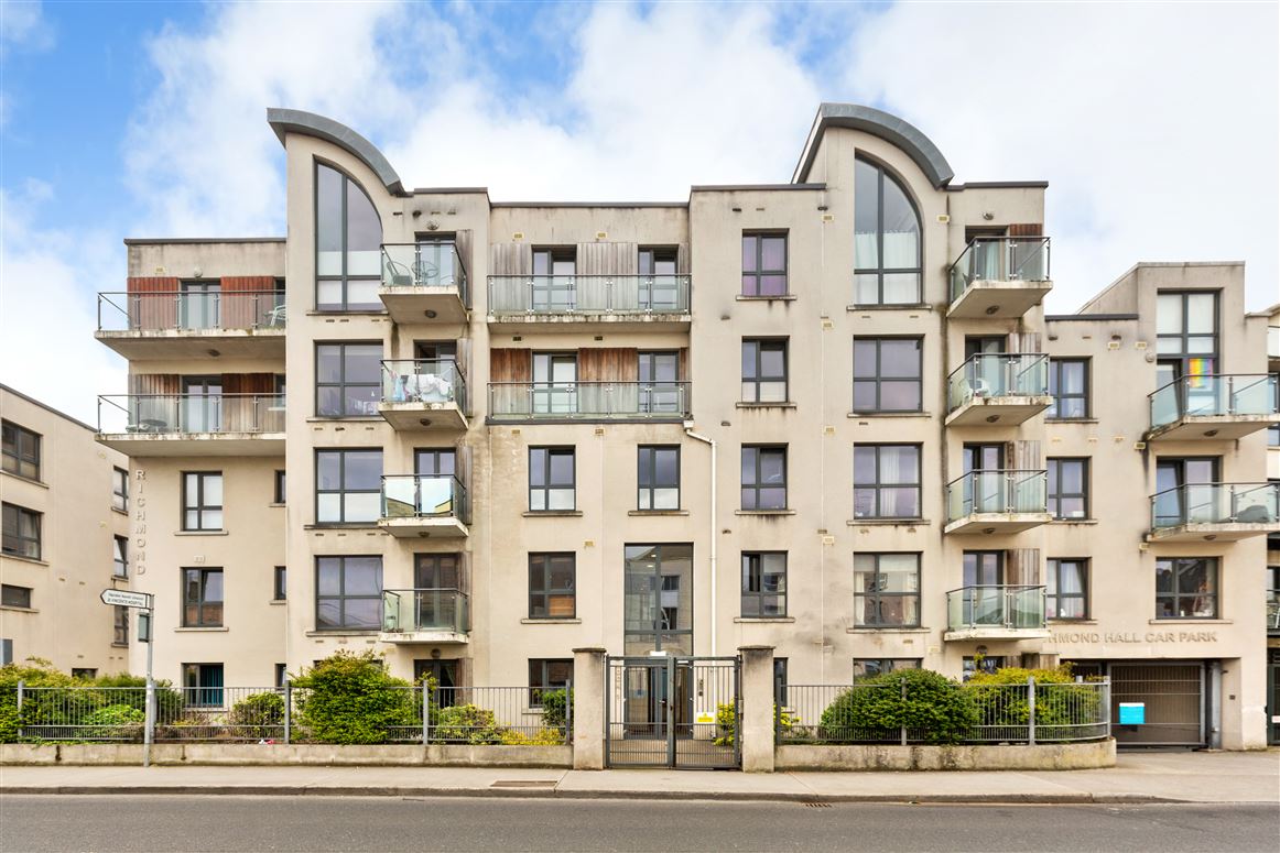 8 Richmond Hall, Block 1, Richmond Road, Fairview, Dublin 3 Gillespie