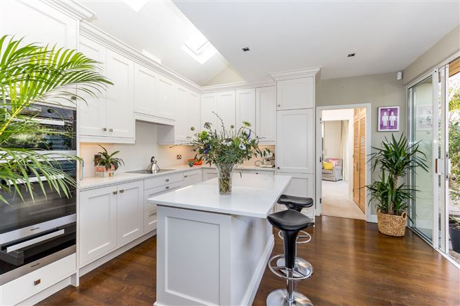 13 Raymond Street, South Circular Road, Dublin 8
