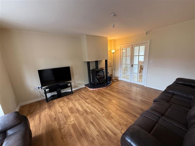 16 Oakfield, Park Road, Killarney, Co. Kerry