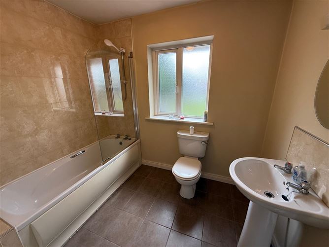 16 Oakfield, Park Road, Killarney, Co. Kerry