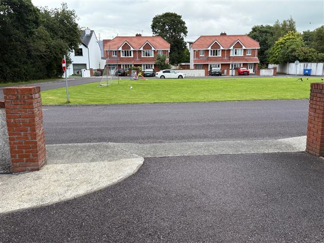 16 Oakfield, Park Road, Killarney, Co. Kerry